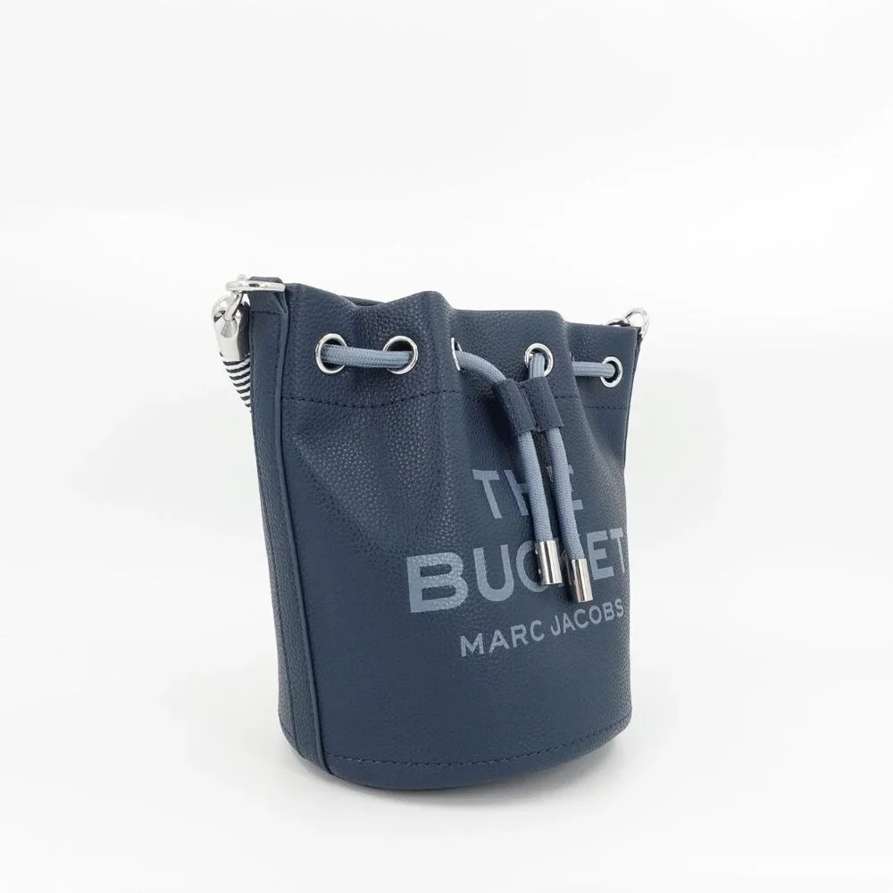 Marc Jacobs Women's The Bucket Leather Bucket Crossbody Bag Blue Sea OS